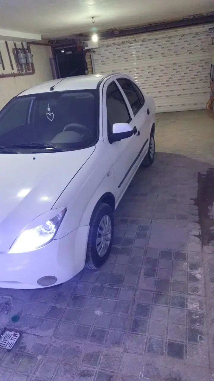تیبا صندوق دار SX - 1398