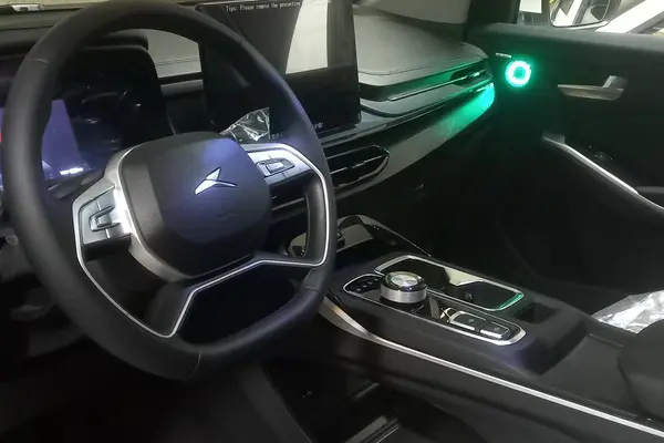 کی ام سی X5 ۱.۵ لیتر توربو - 1404