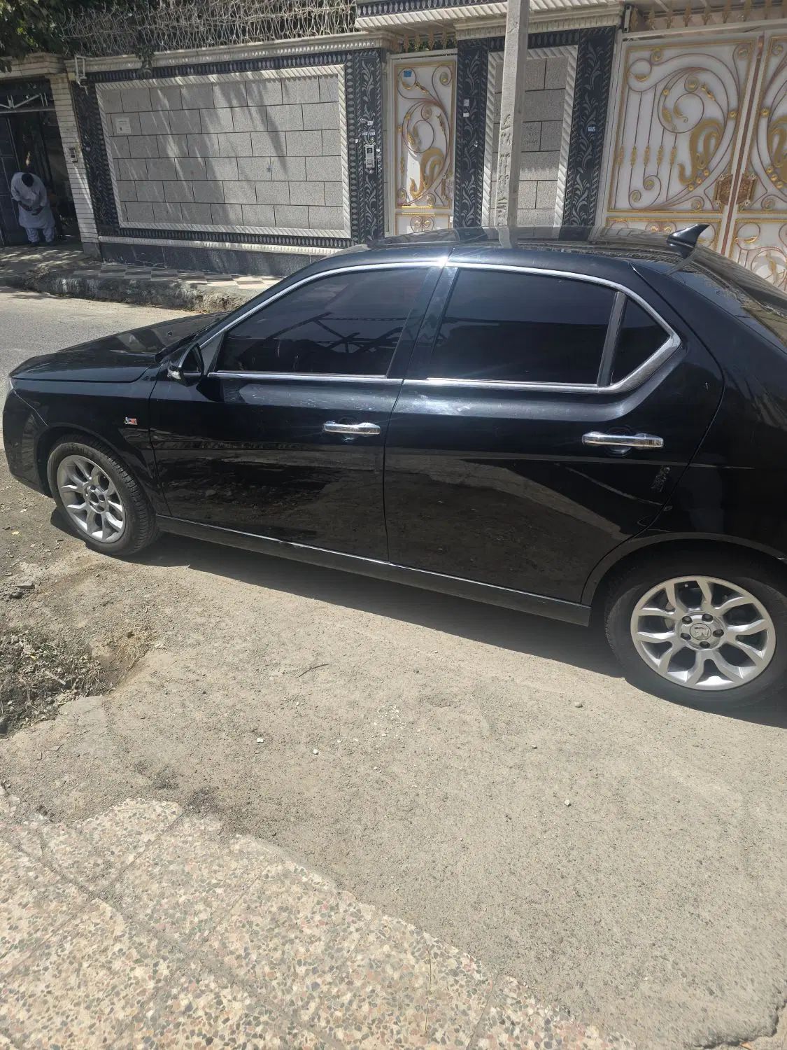 دنا پلاس توربو اتوماتیک - 1401