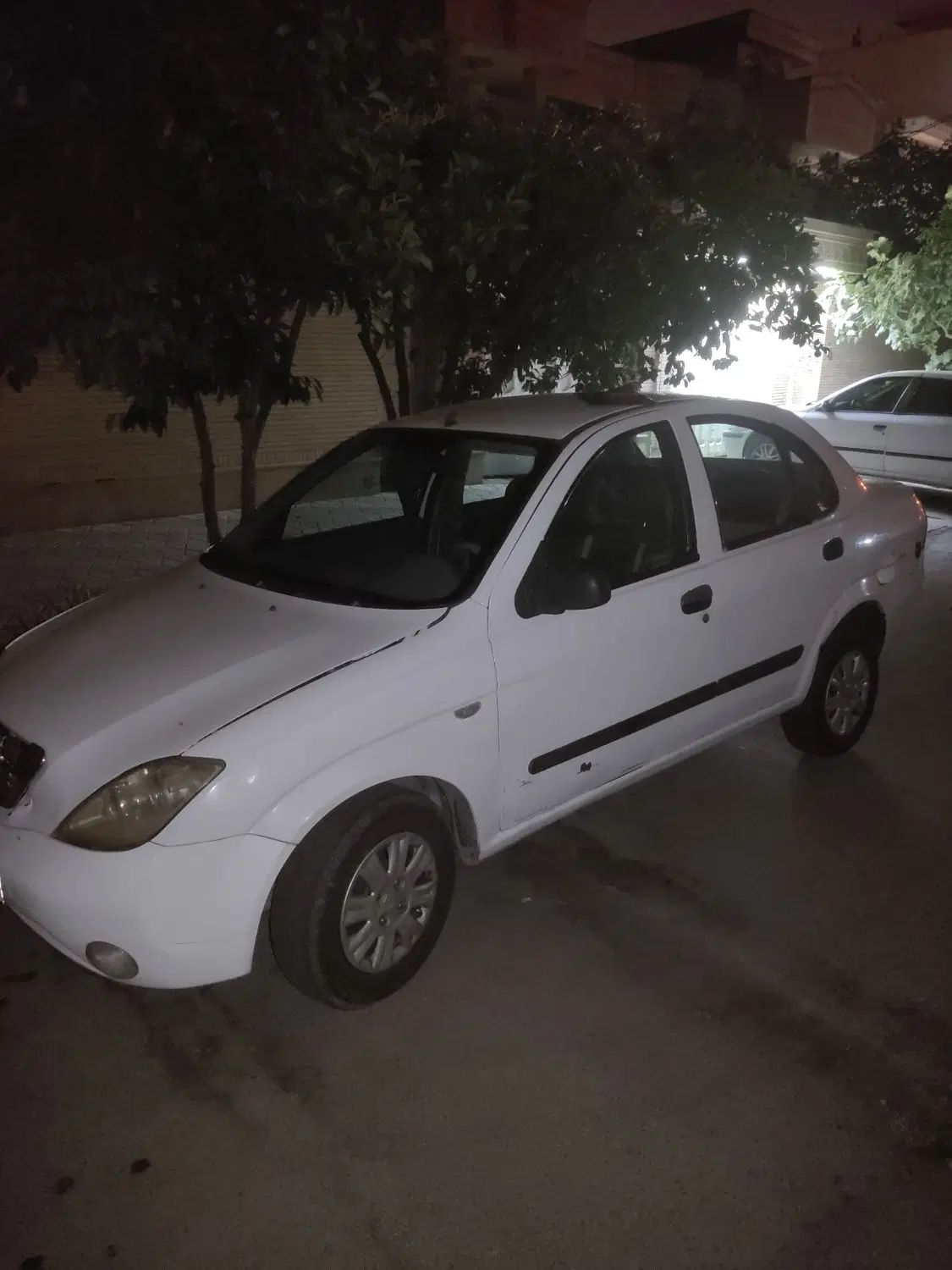 تیبا صندوق دار SX - 1393