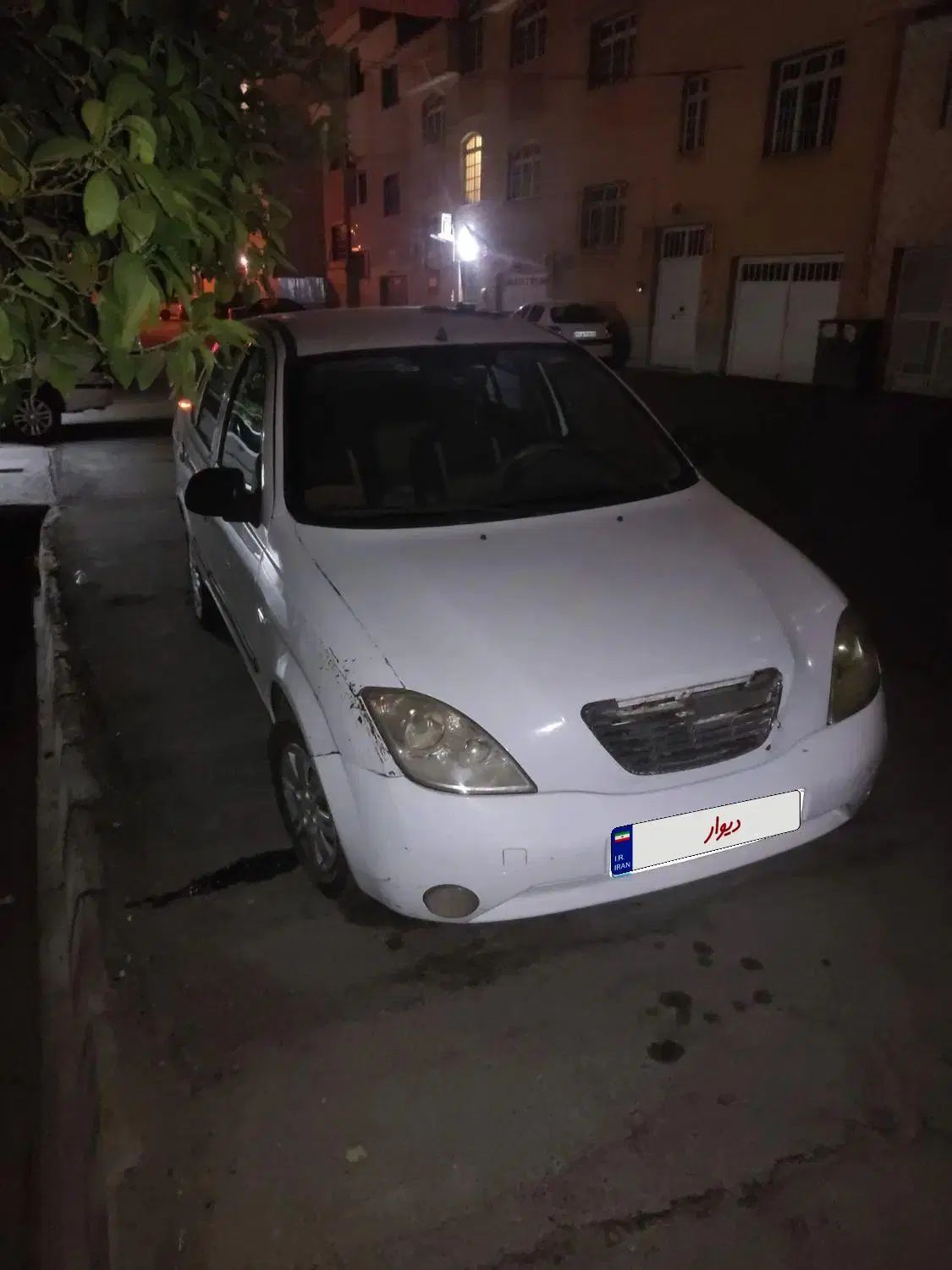 تیبا صندوق دار SX - 1393