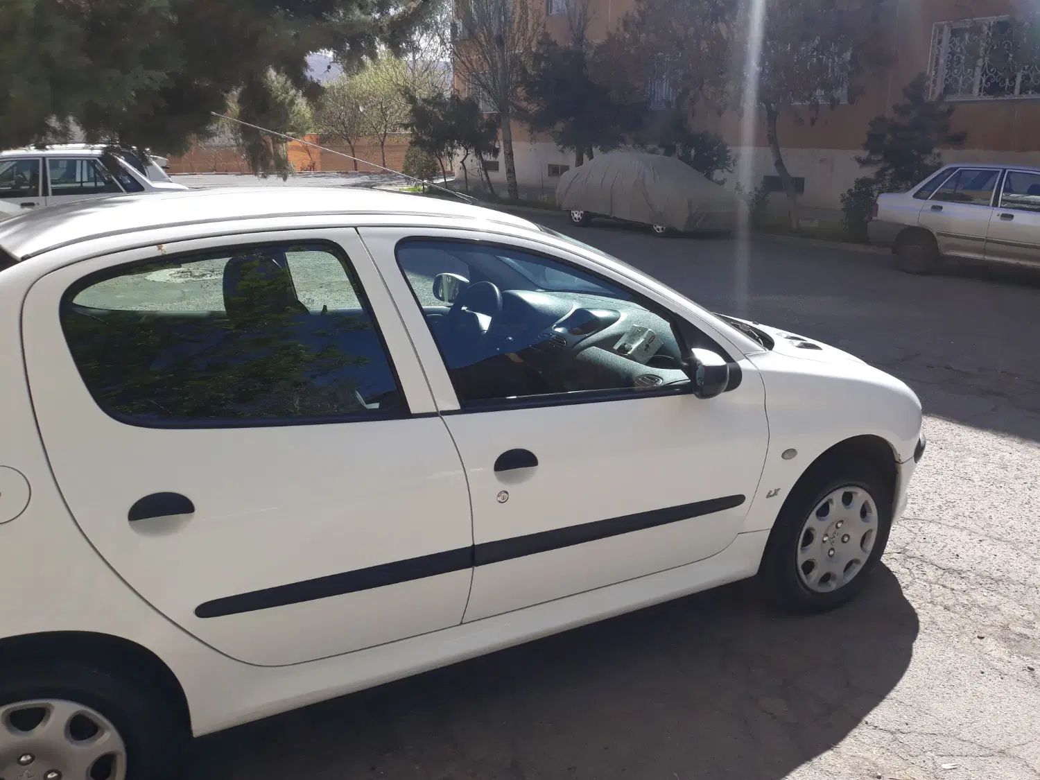 پژو ۲۰۶ صندوق دار v8 - 1394