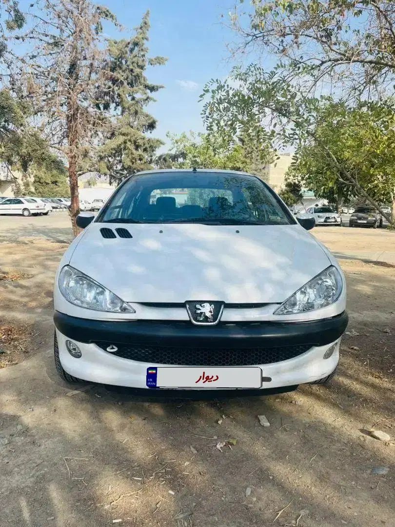 پژو ۲۰۶ صندوق دار v8 - 1396