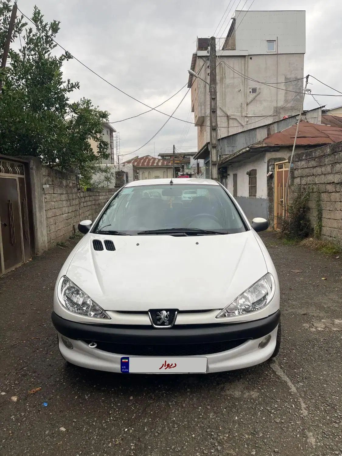 پژو ۲۰۶ صندوق دار v8 - 1397