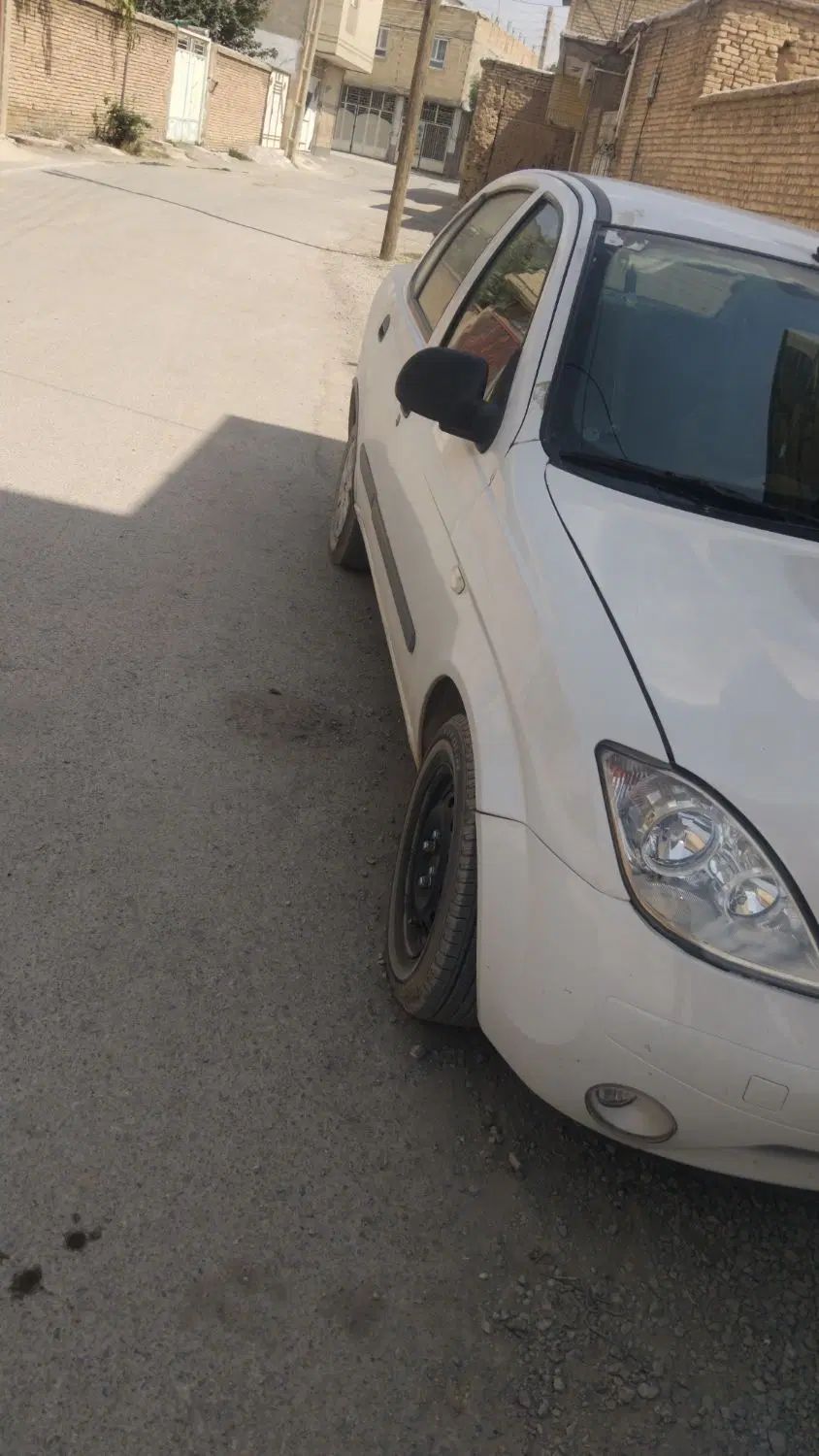 تیبا صندوق دار LX - 1390