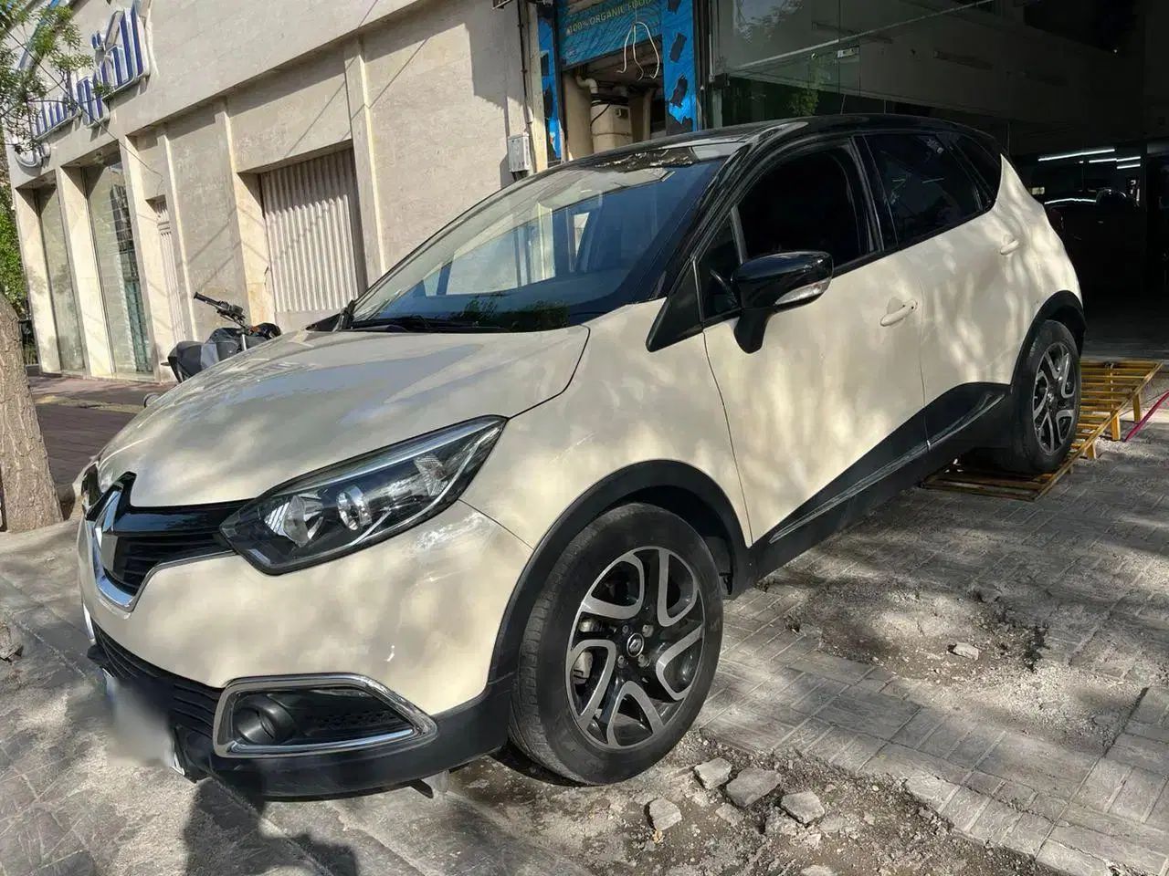 خودرو رنو، کپچر آگهی ann_20204192