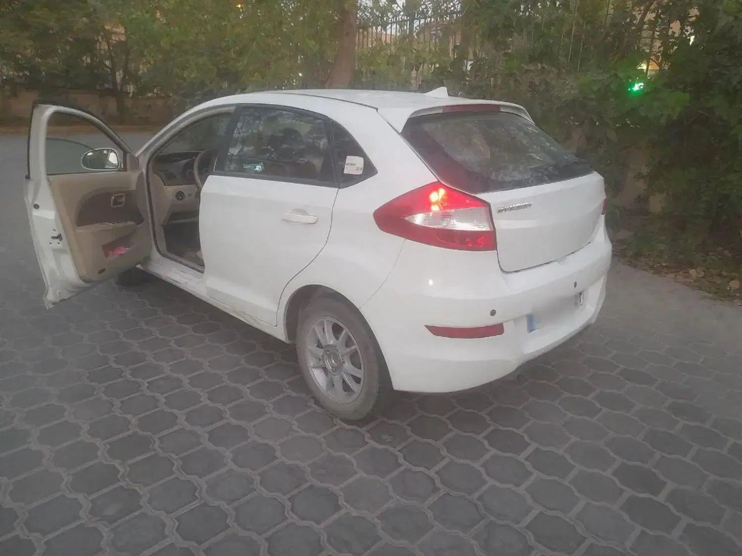 ام وی ام 315 هاچ بک ساده دنده ای - 1391