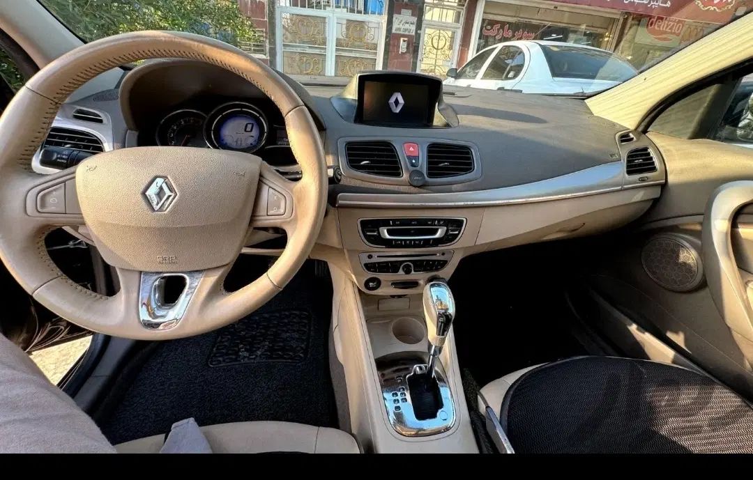رنو اسکالا 2000 E4 - 2014