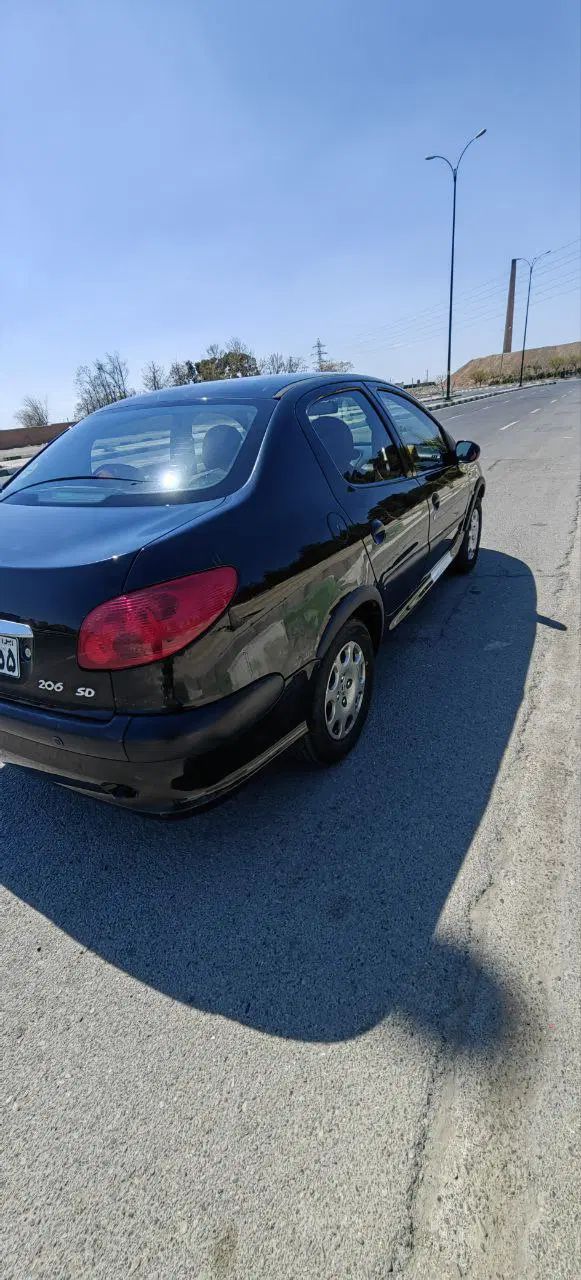 پژو ۲۰۶ صندوق دار v8 - 1397