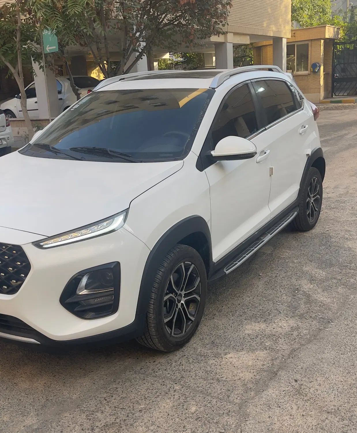 ام وی ام X22 دنده ای اسپرت لاکچری - 1403
