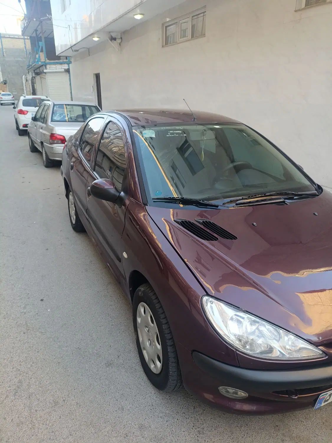 پژو ۲۰۶ صندوق دار v8 - 1393