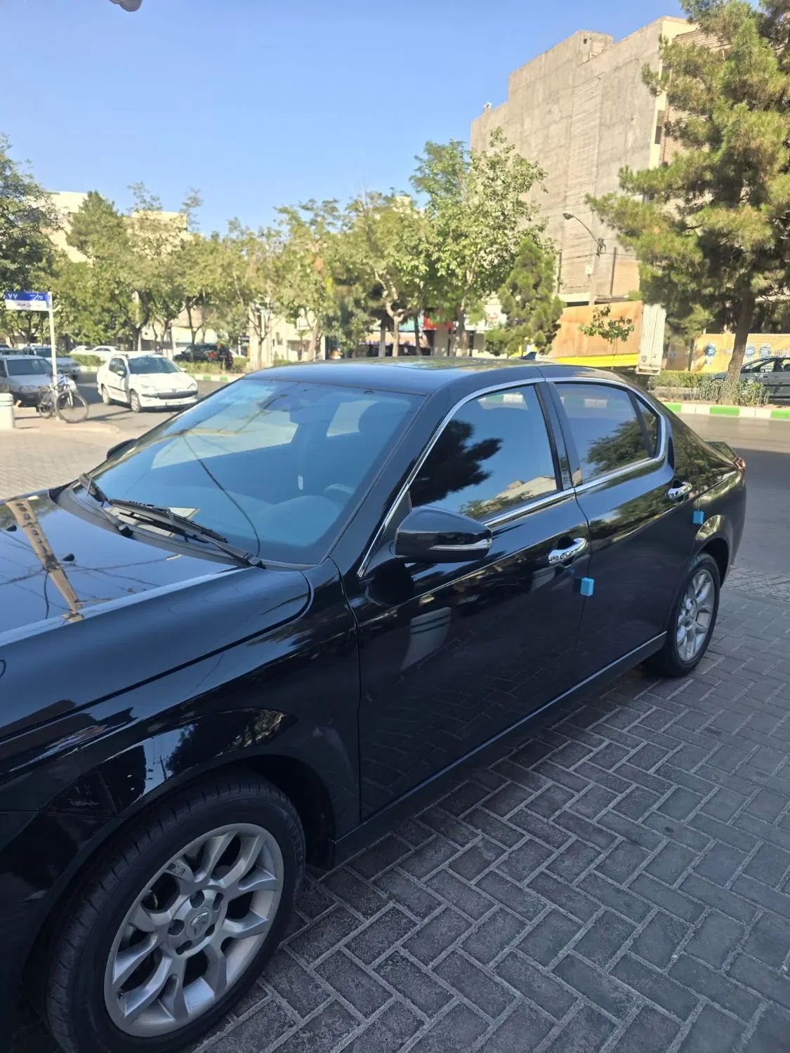 دنا پلاس توربو 6 دنده - 1402