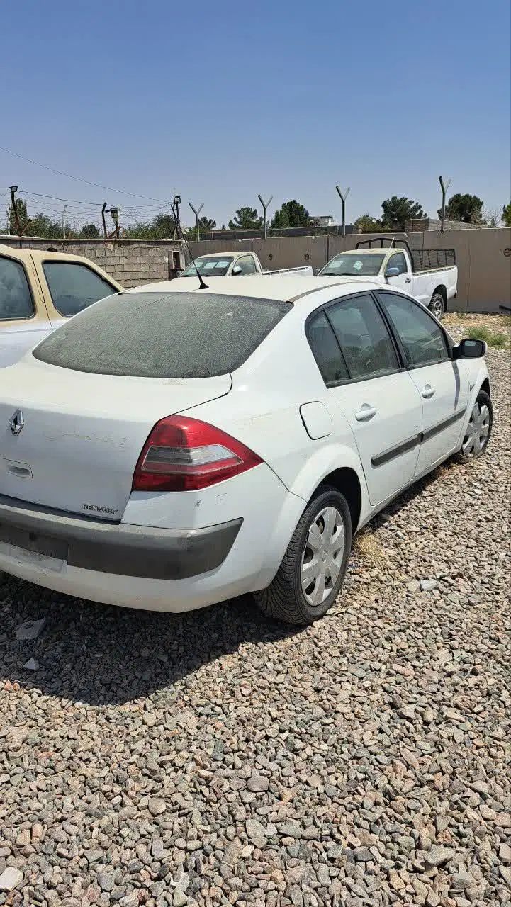 رنو مگان پارس خودرو 2000 - 1390