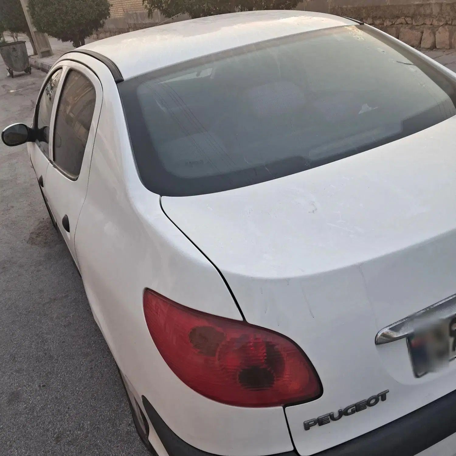 پژو ۲۰۶ صندوق دار v8 - 1395