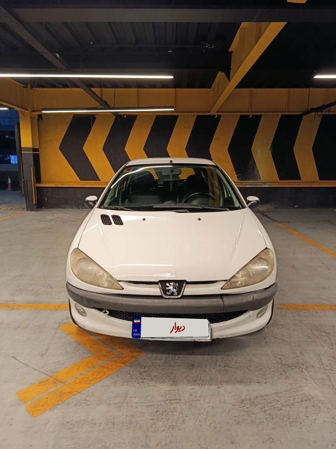 پژو ۲۰۶ صندوق دار v8 - 1389