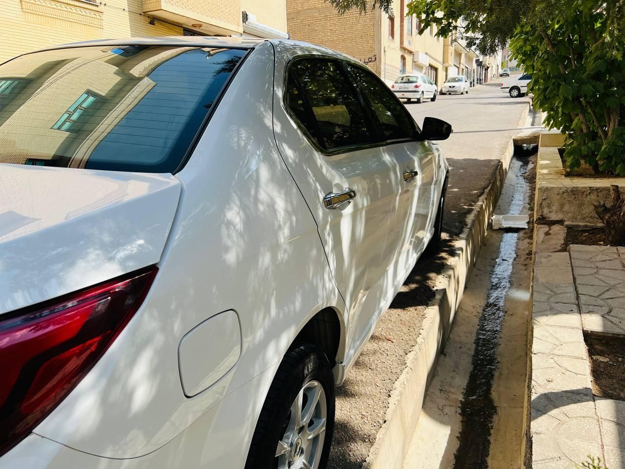 دنا پلاس تیپ ۲ سانروف ۴ ایربگ - 1398