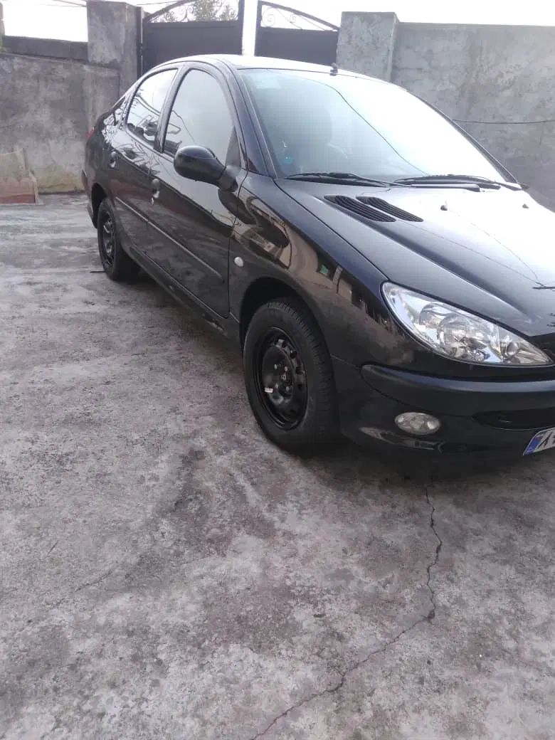پژو ۲۰۶ صندوق دار v8 - 1397