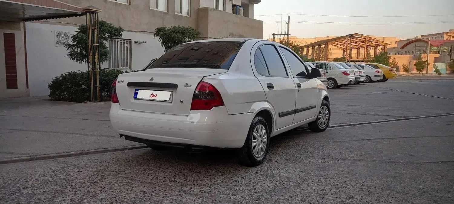 تیبا صندوق دار SX - 1393