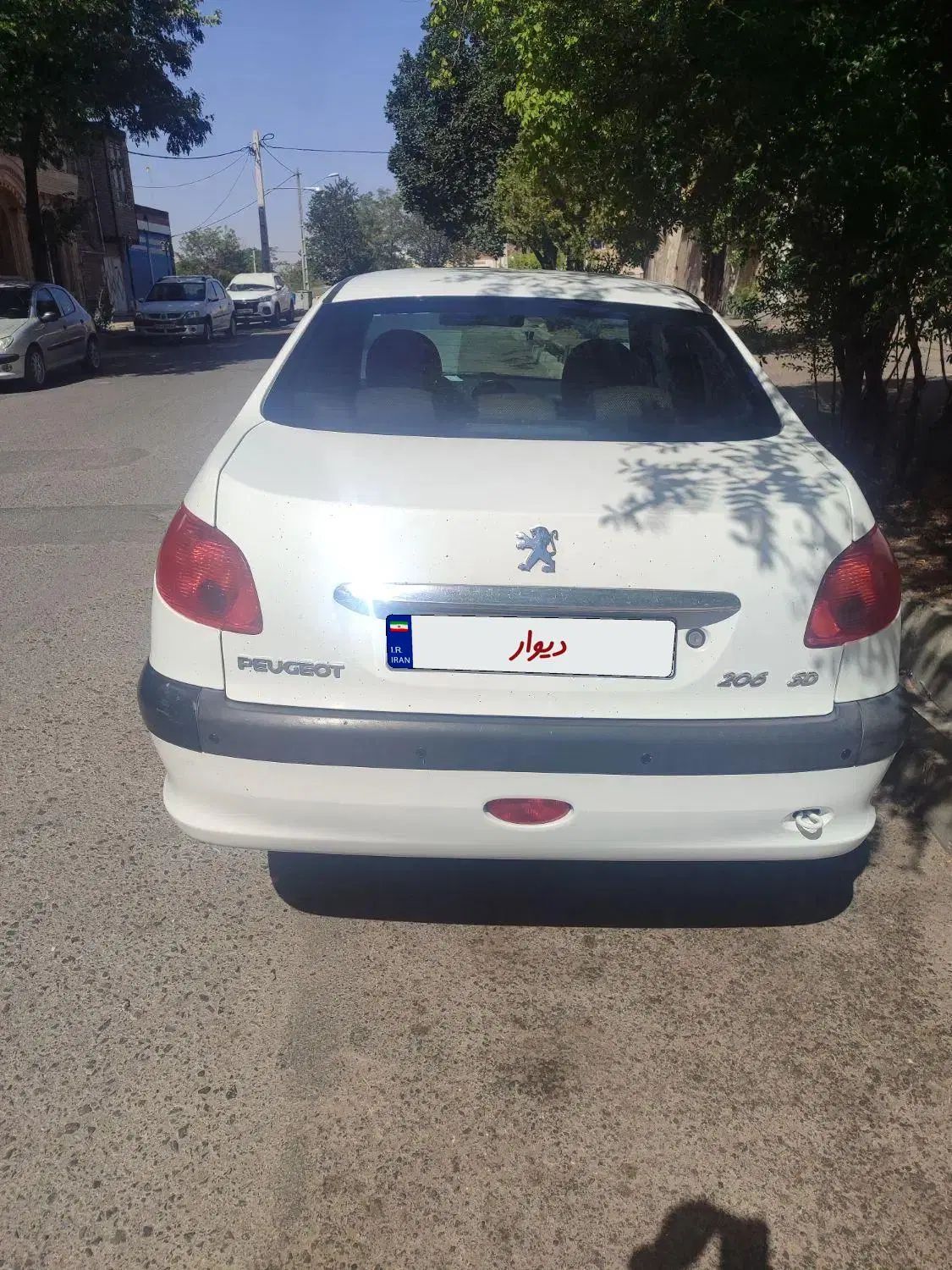 پژو ۲۰۶ صندوق دار v8 - 1398