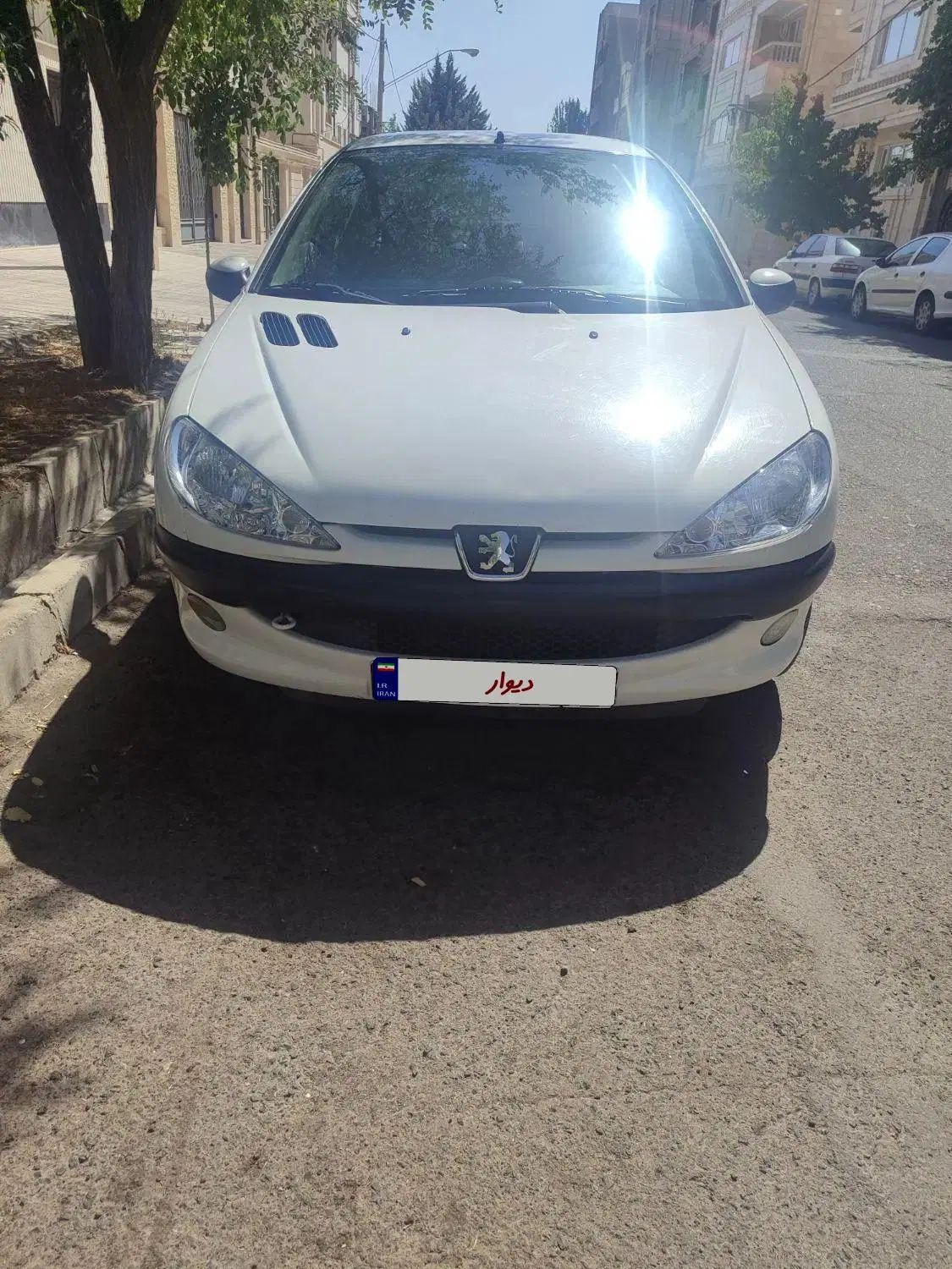 پژو ۲۰۶ صندوق دار v8 - 1398