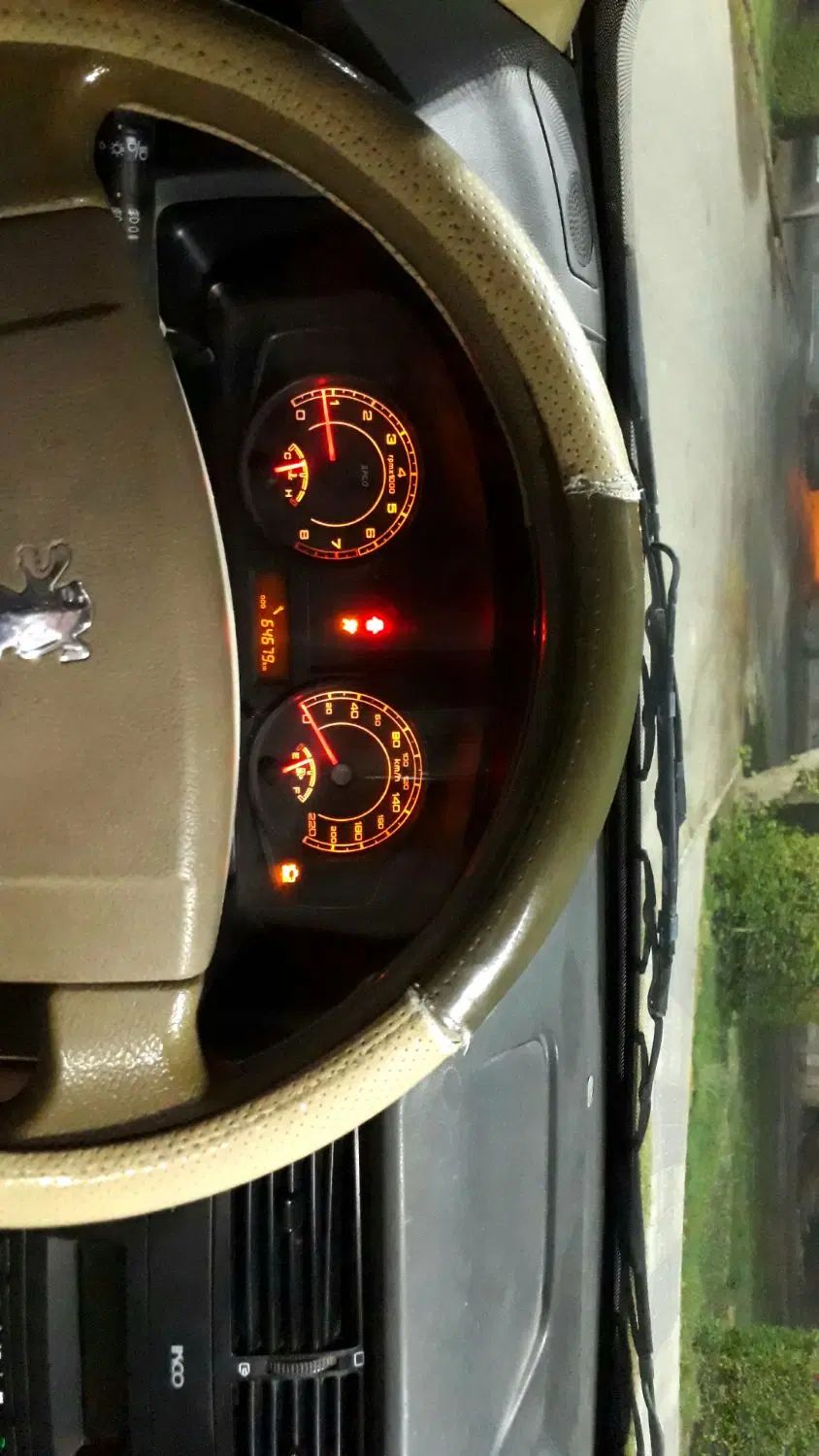 پژو 405 بنزینی GLX - TU5 - 1395