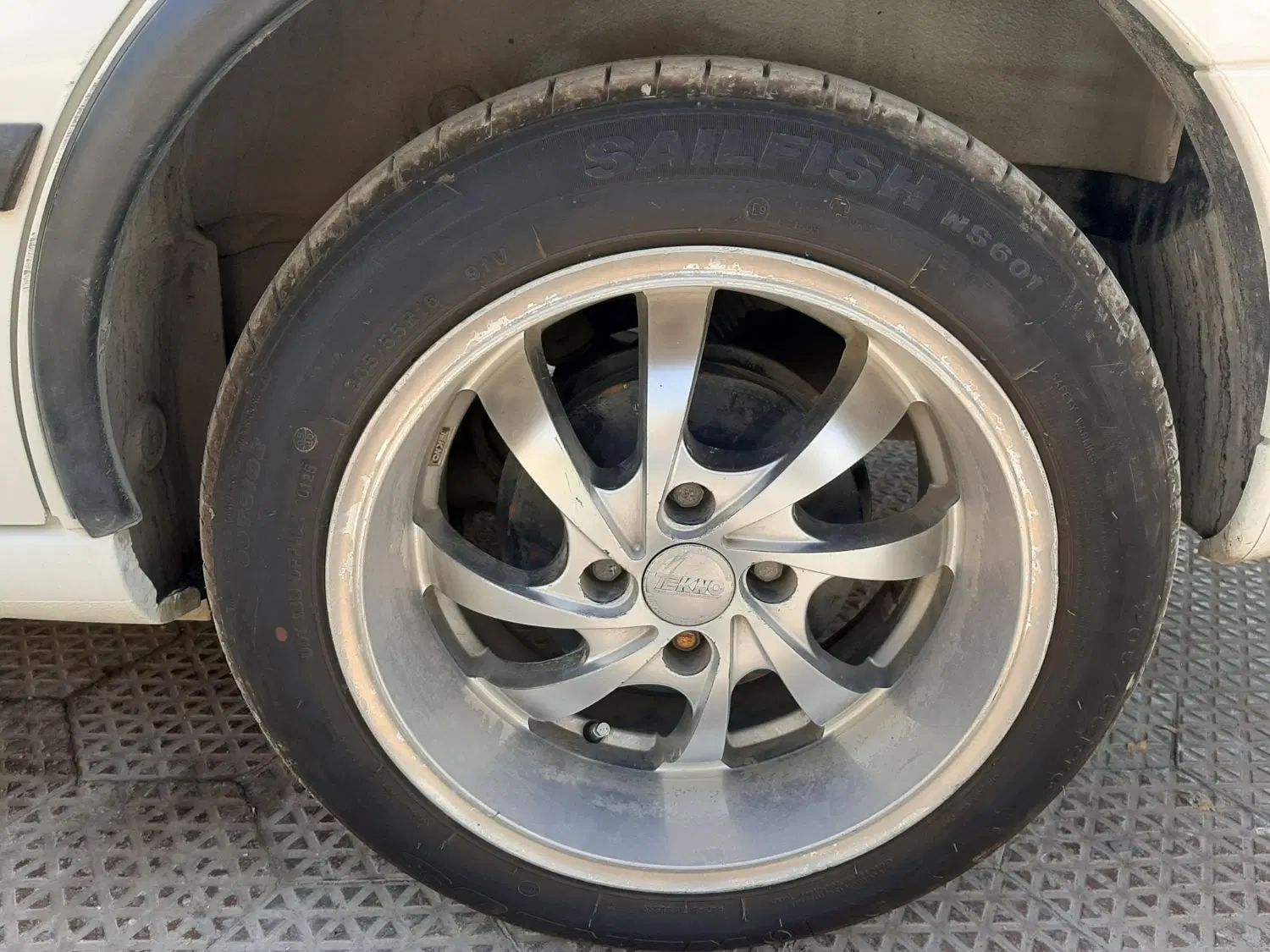 سمند LX XU7 - 1389