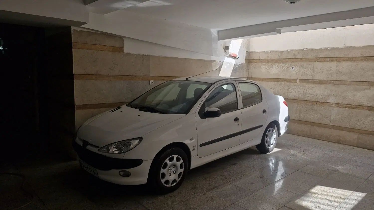 پژو ۲۰۶ صندوق دار v8 - 1397