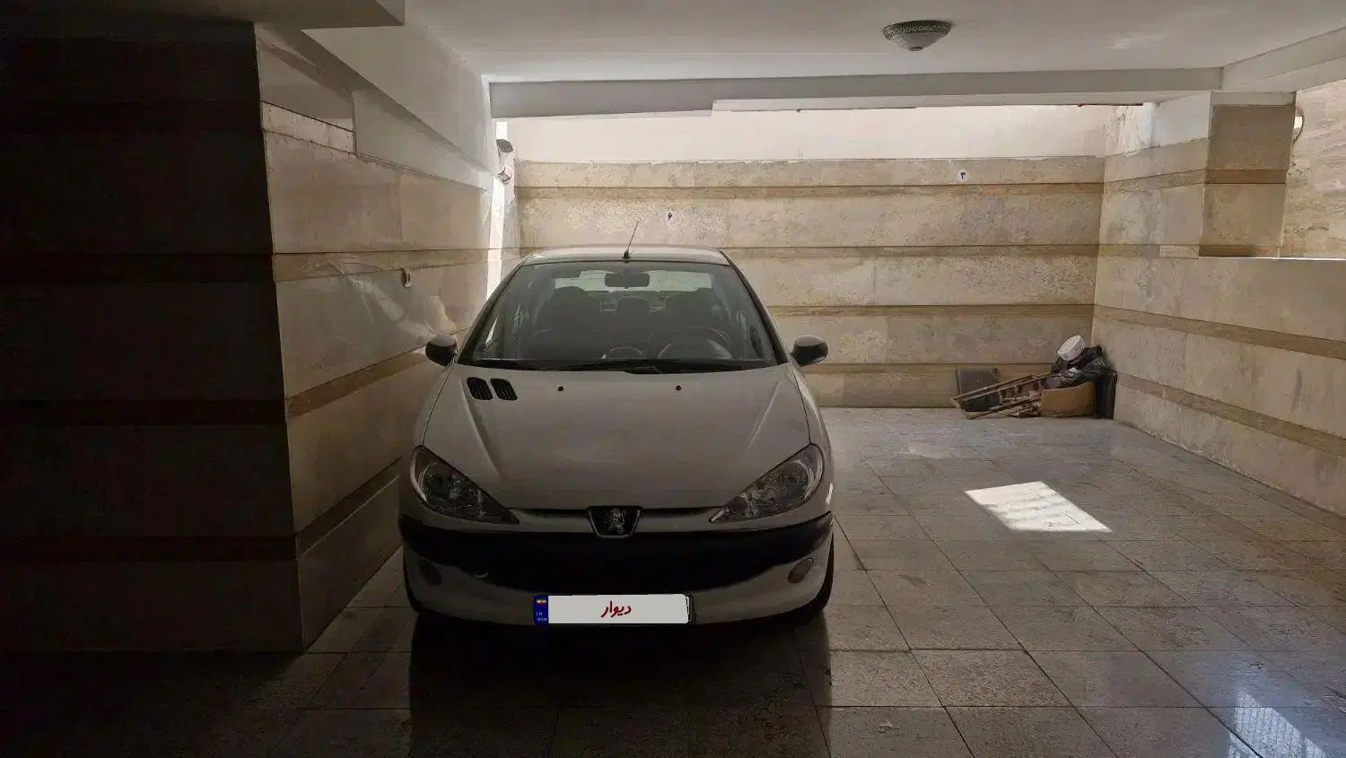 پژو ۲۰۶ صندوق دار v8 - 1397