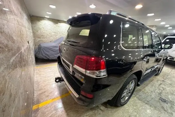 لکسوس LX 570 فول - 2013