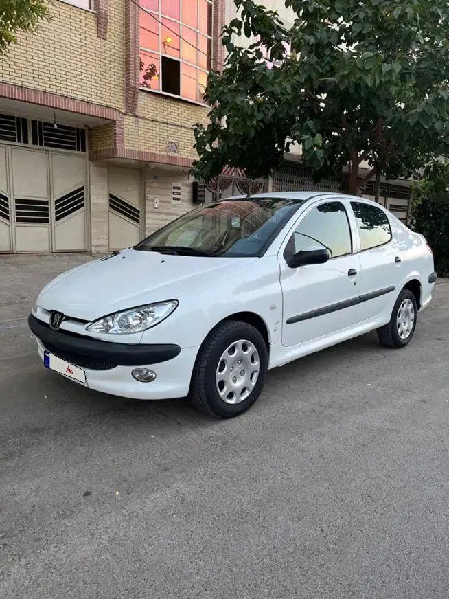 پژو ۲۰۶ صندوق دار v8 - 1394