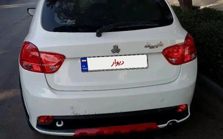کوییک R دنده‌ای - 1401