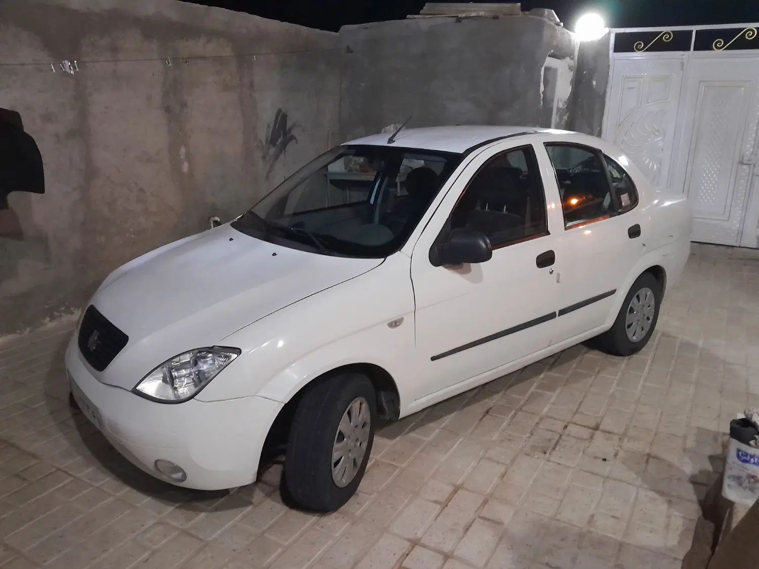 تیبا صندوق دار SX - 1400