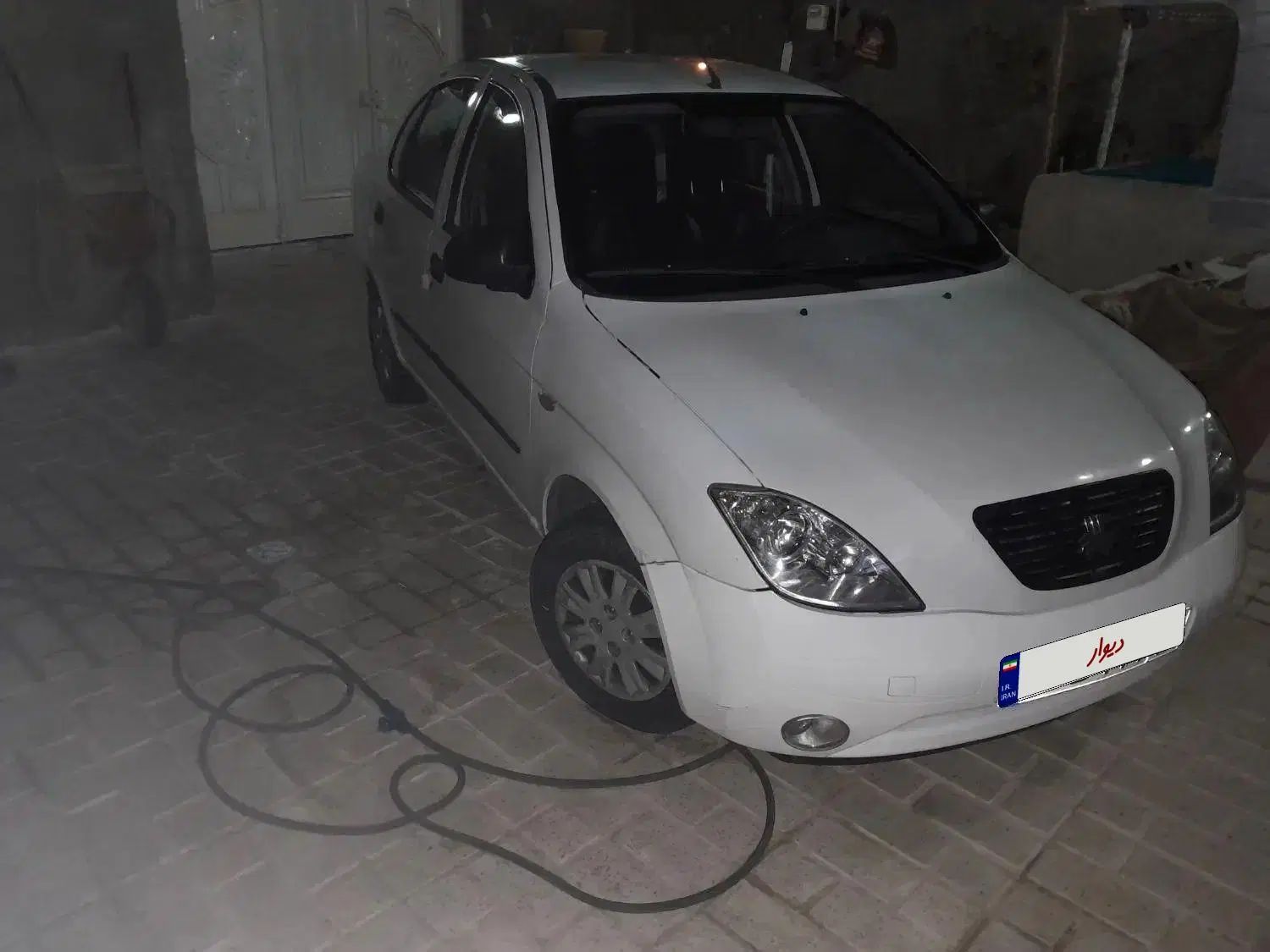 تیبا صندوق دار SX - 1400