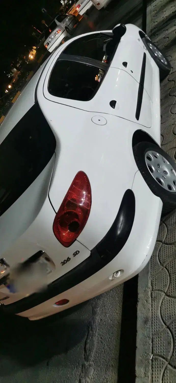 پژو ۲۰۶ صندوق دار v9 - 1390