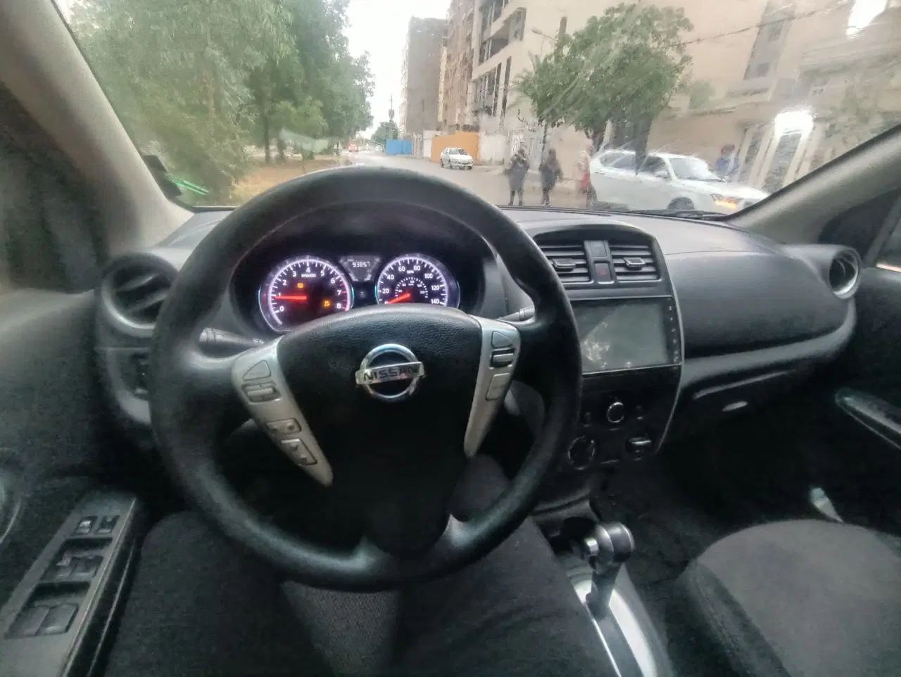 نیسان سانی 1.5 لیتر - 2015