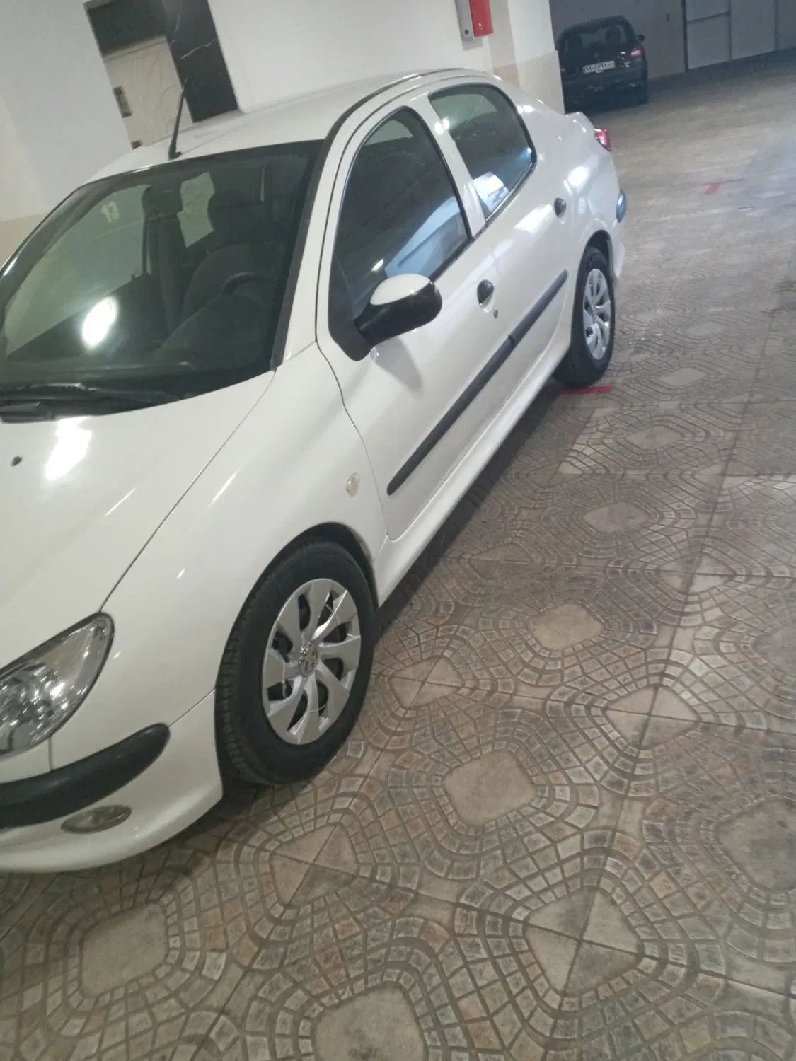 پژو ۲۰۶ صندوق دار v8 - 1393