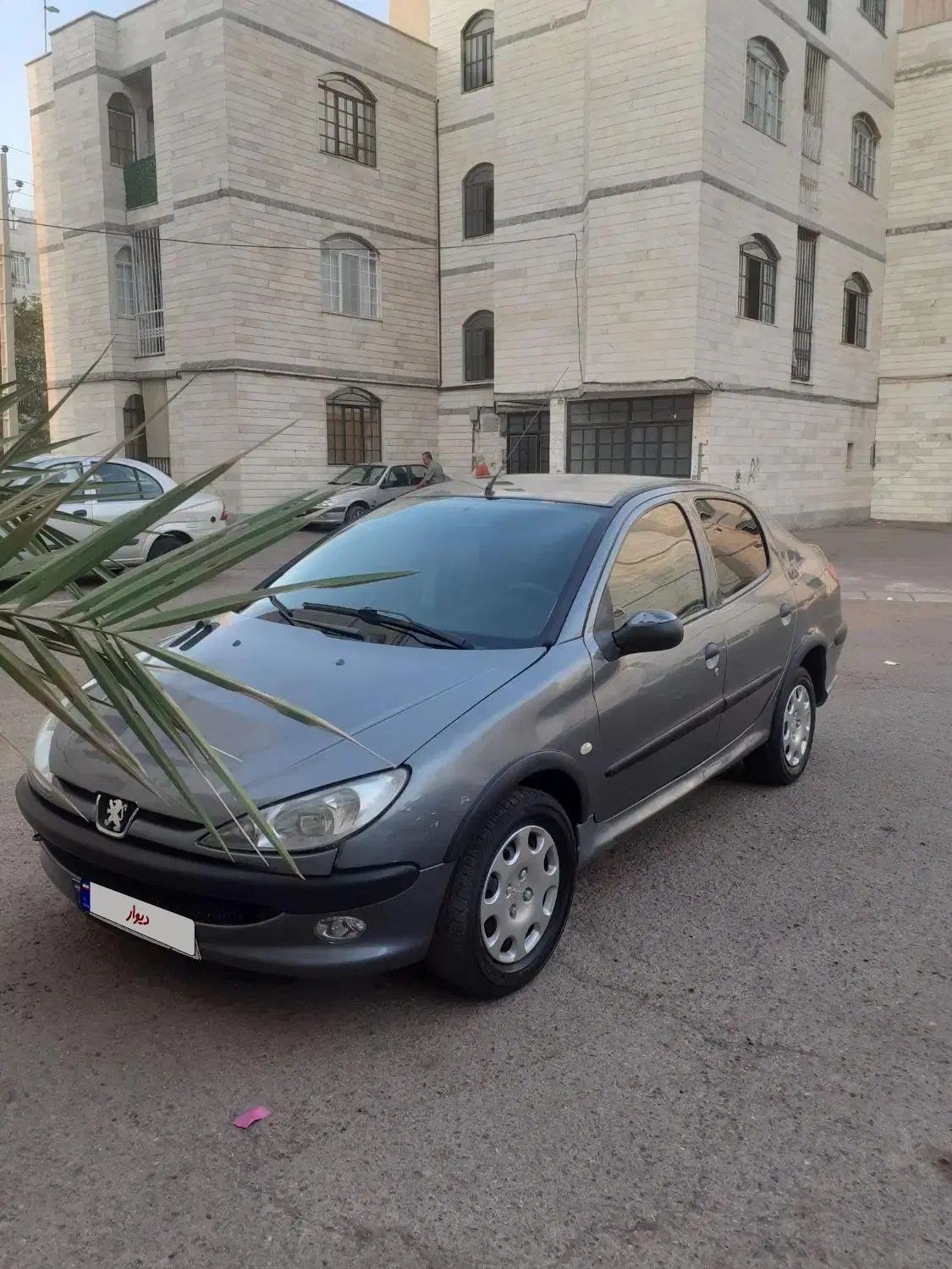پژو ۲۰۶ صندوق دار v20 - 1388