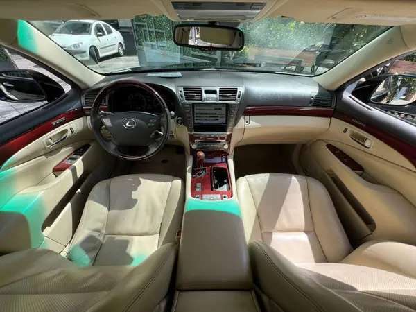لکسوس LS 460 - 2011