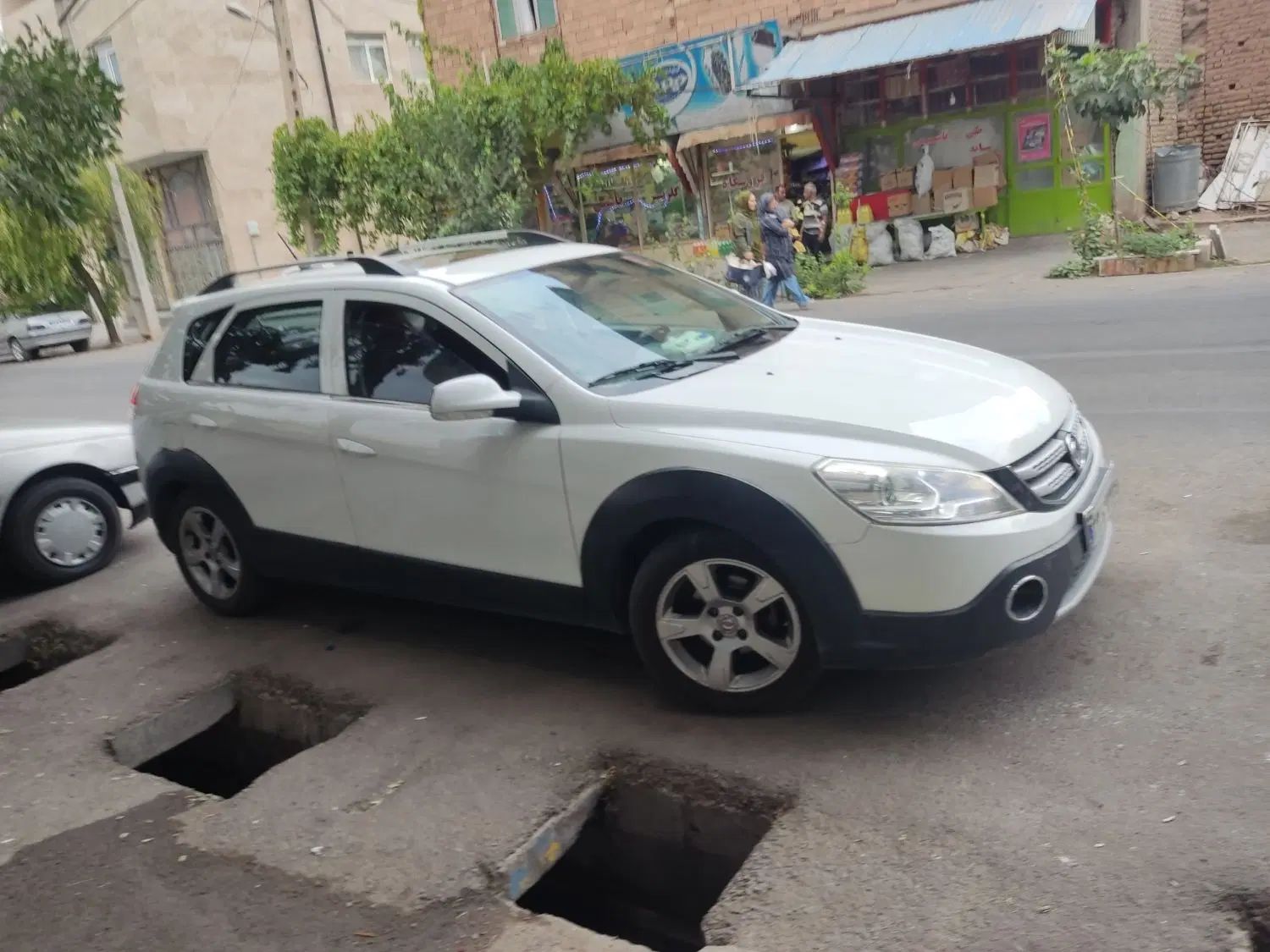 خودرو دانگ فنگ، H30 کراس آگهی ann_20212644