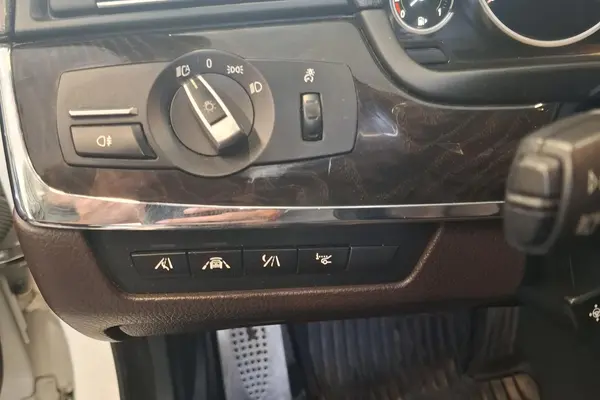 ب ام و سری 5 528i - 2015
