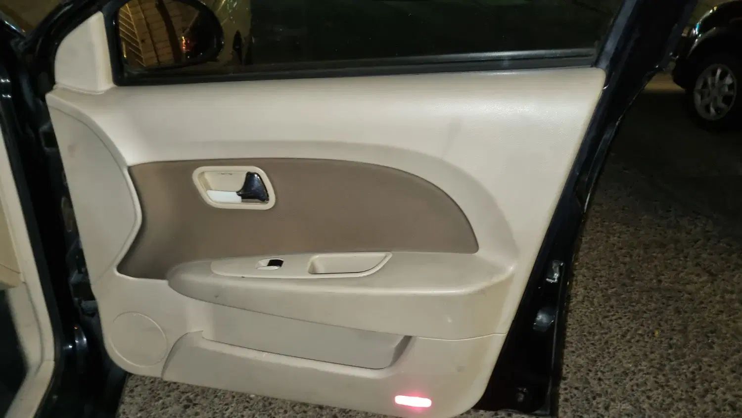 ام وی ام 315 هاچ بک ساده دنده ای - 1391