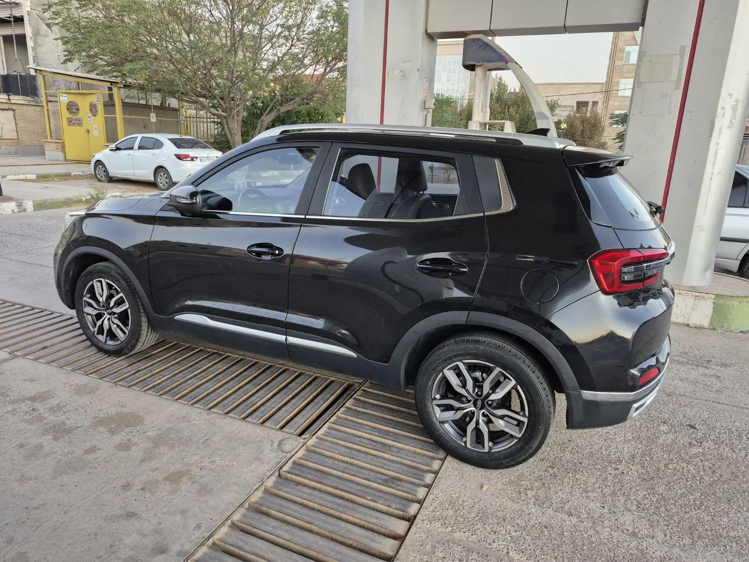 ام وی ام X55 اکسلنت - 1399