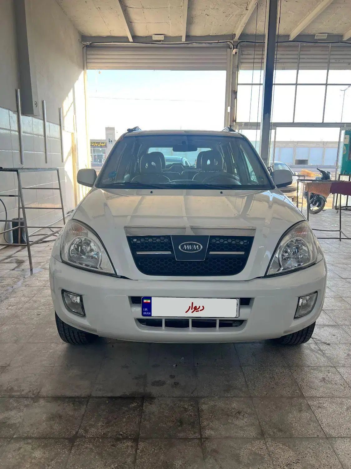 خودرو ام وی ام، X33 آگهی ann_20218099