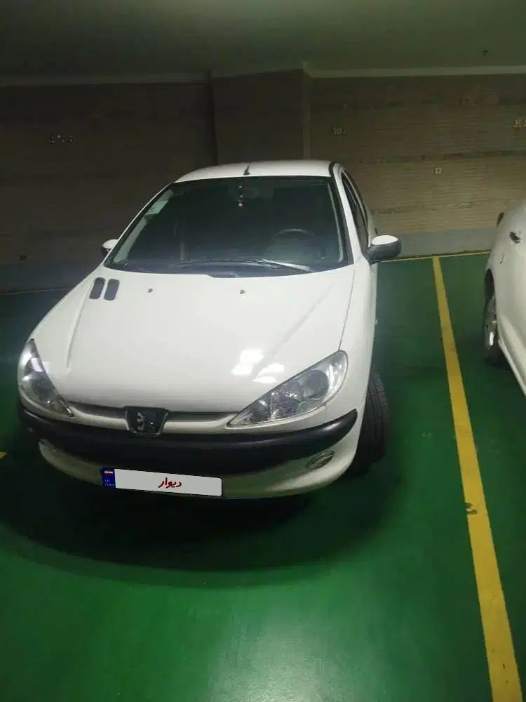 پژو ۲۰۶ صندوق دار v8 - 1394