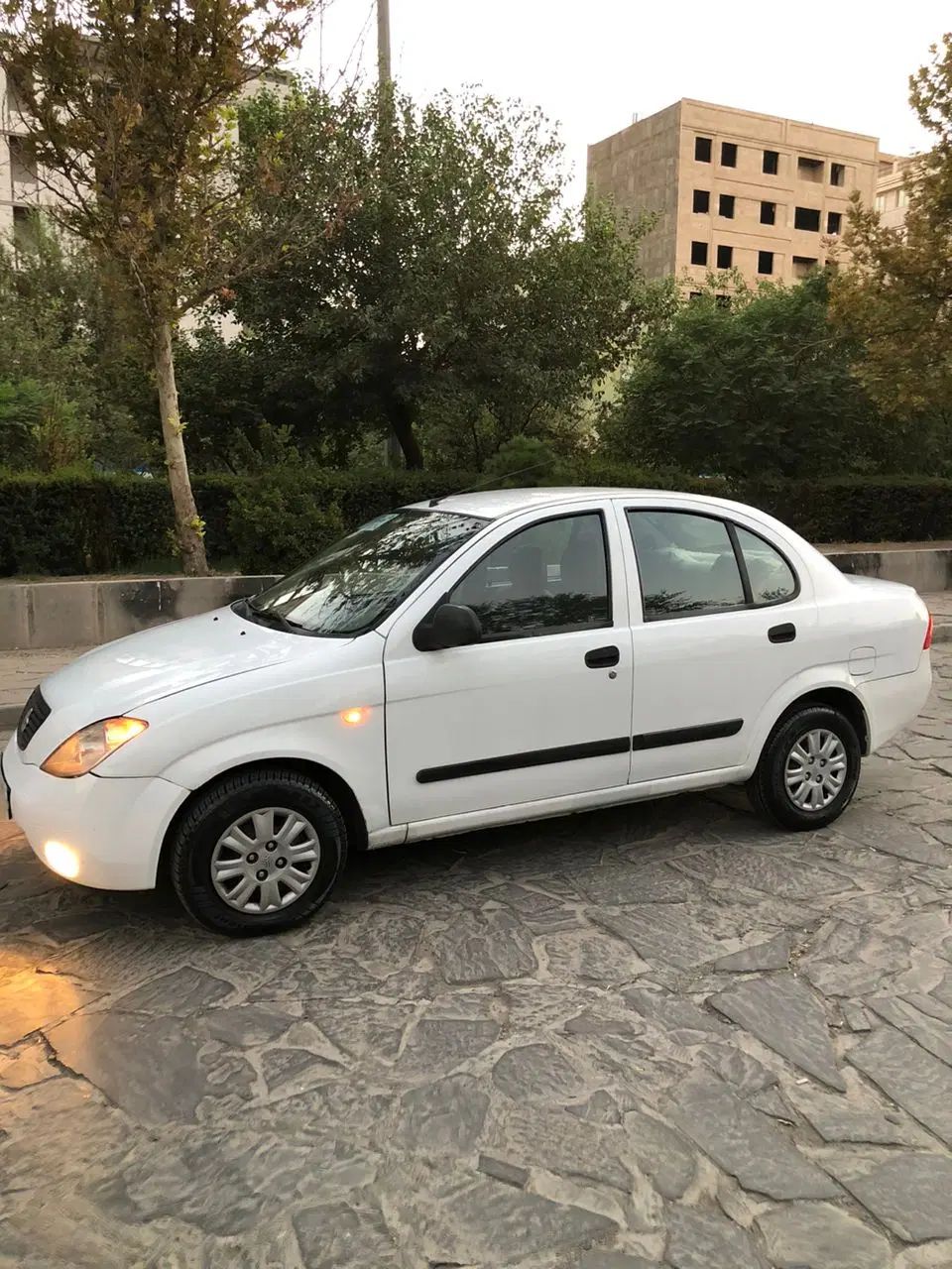 تیبا صندوق دار SX - 1394