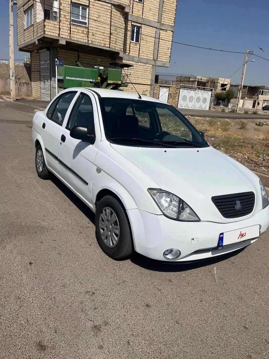 تیبا صندوق دار SX - 1396