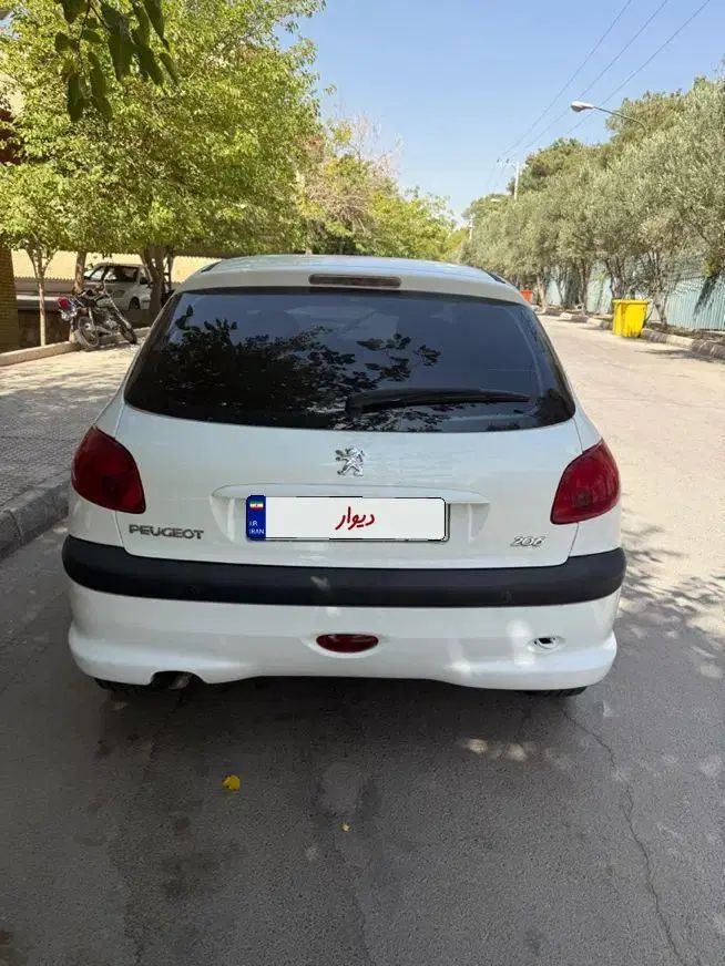 پژو 206 تیپ 5 - 1393