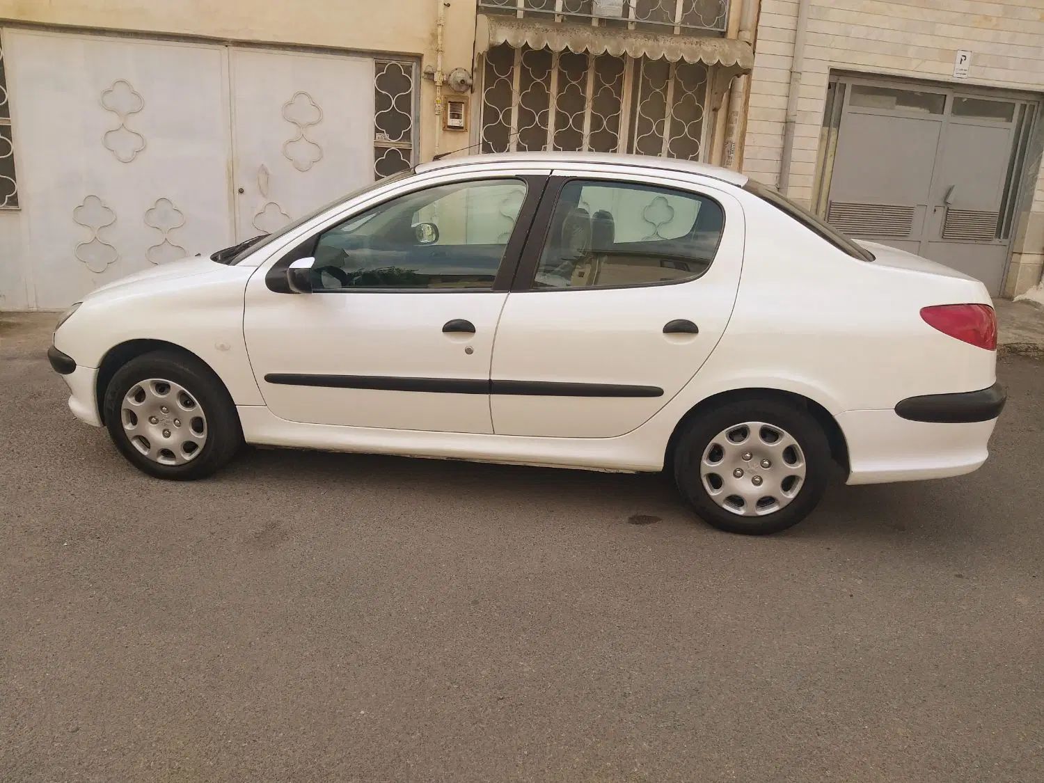 پژو ۲۰۶ صندوق دار v20 - 1389