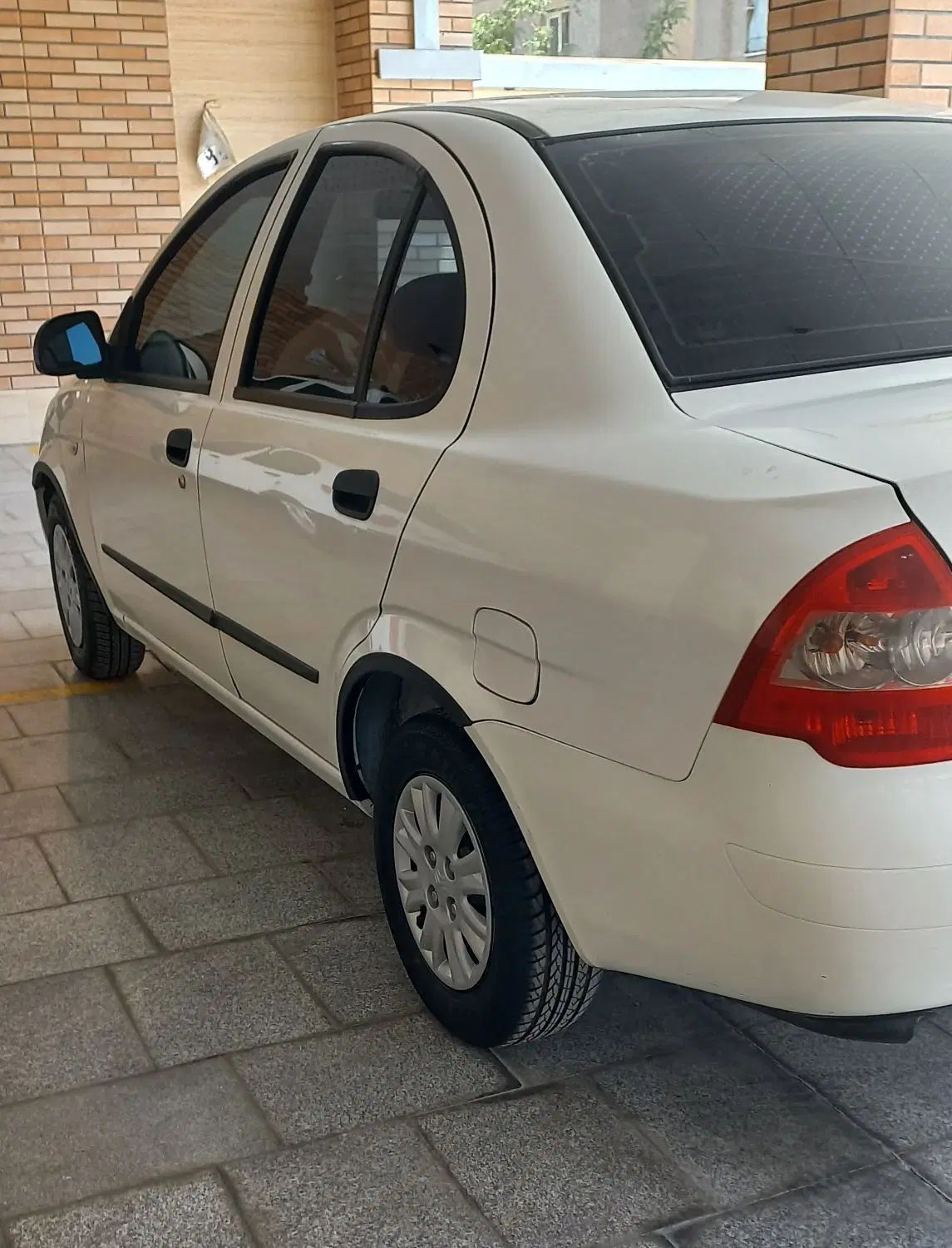 تیبا صندوق دار SX - 1393