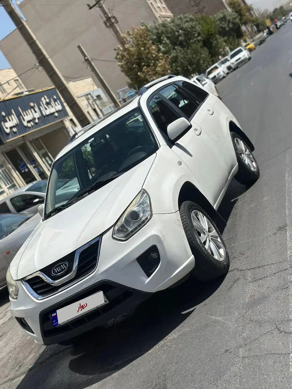 خودرو ام وی ام، X33 آگهی ann_20220200